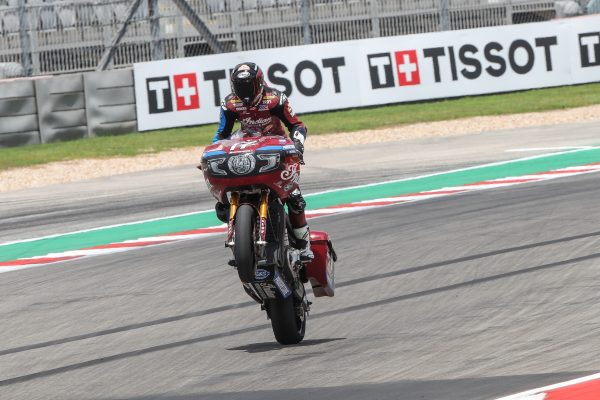 kyle herfoss wins race 1 at cota king of the baggers